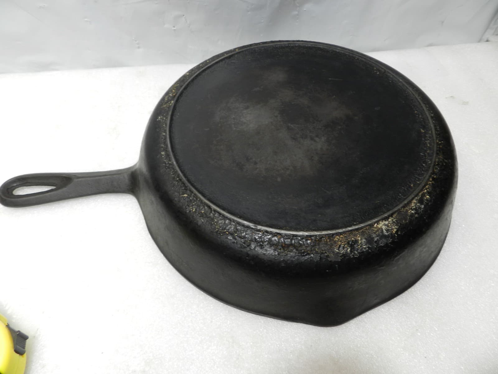Vintage Unmarked Cast Iron Skillet # 8 Heat Ring Sits Flat 10" (I34S) - Thumbnail 8