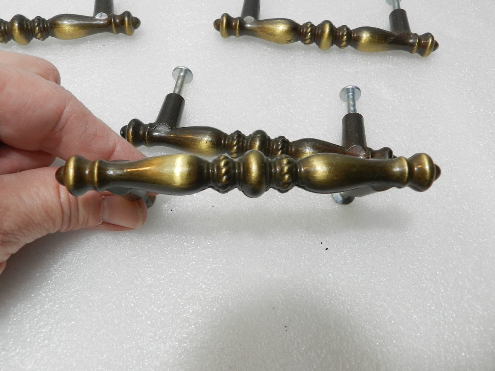 4 Vintage Amerock 176-1 Brass Handle Pulls Cabinet Drawer Hardware 1970's (E13J - Thumbnail 2