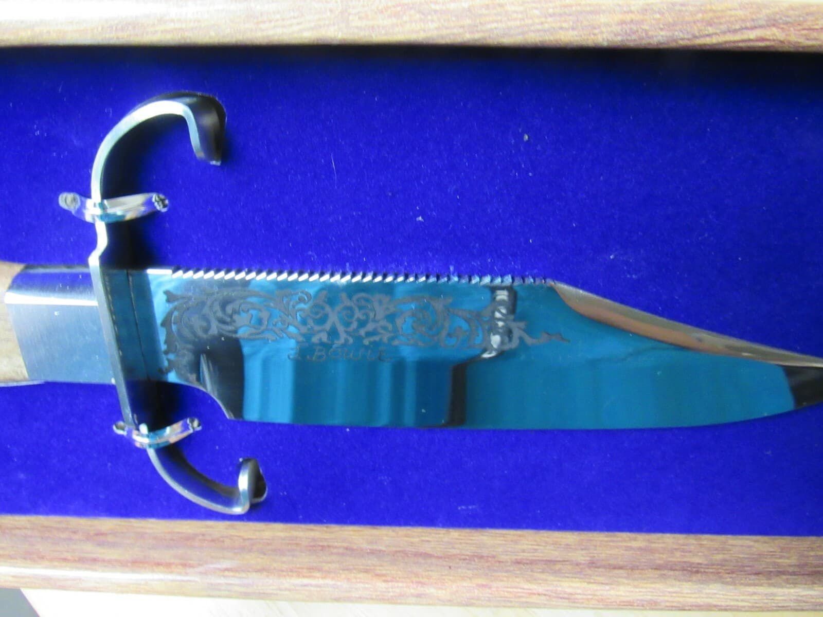 Vintage 10” Fixed Blade J. Bowie Knife Wooden Handle K - Thumbnail 5
