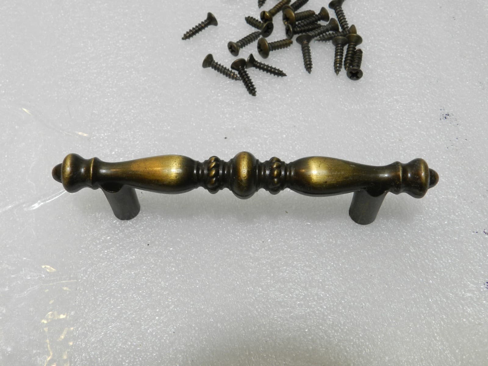 Vintage Amerock Cabinet Pulls & Brass Toned Hinges 3/8" Inset Antique Gold (E14J - Thumbnail 2