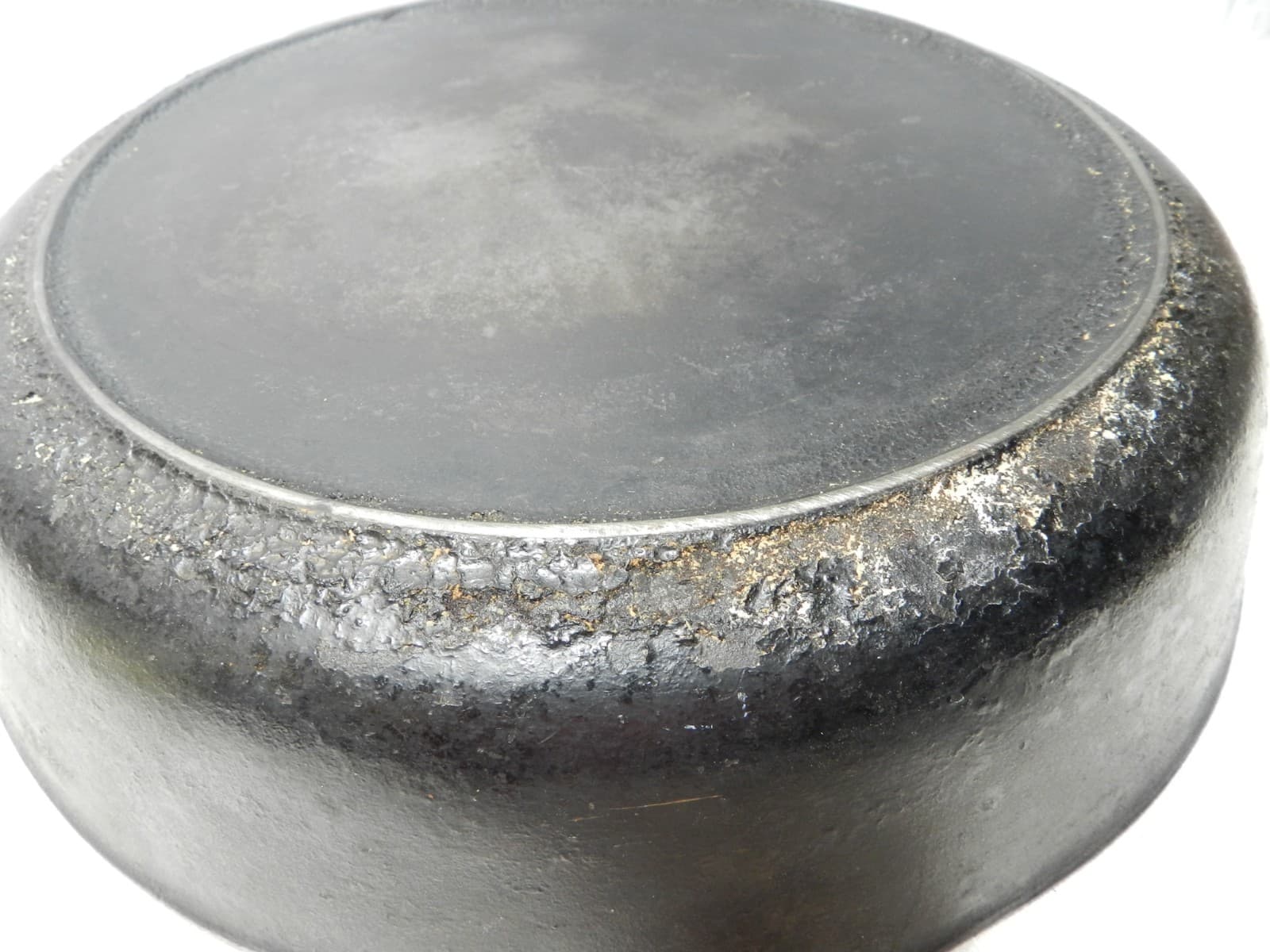 Vintage Unmarked Cast Iron Skillet # 8 Heat Ring Sits Flat 10" (I34S) - Thumbnail 9