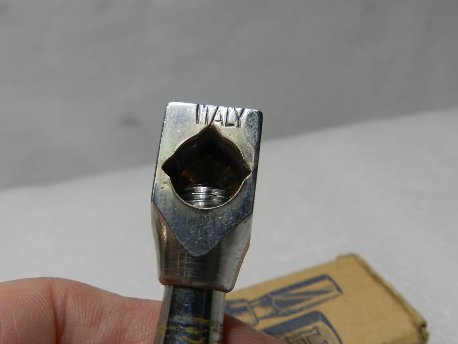 Vintage Italian Chrome Hot Cold Lever Handles (E18J) - Thumbnail 5