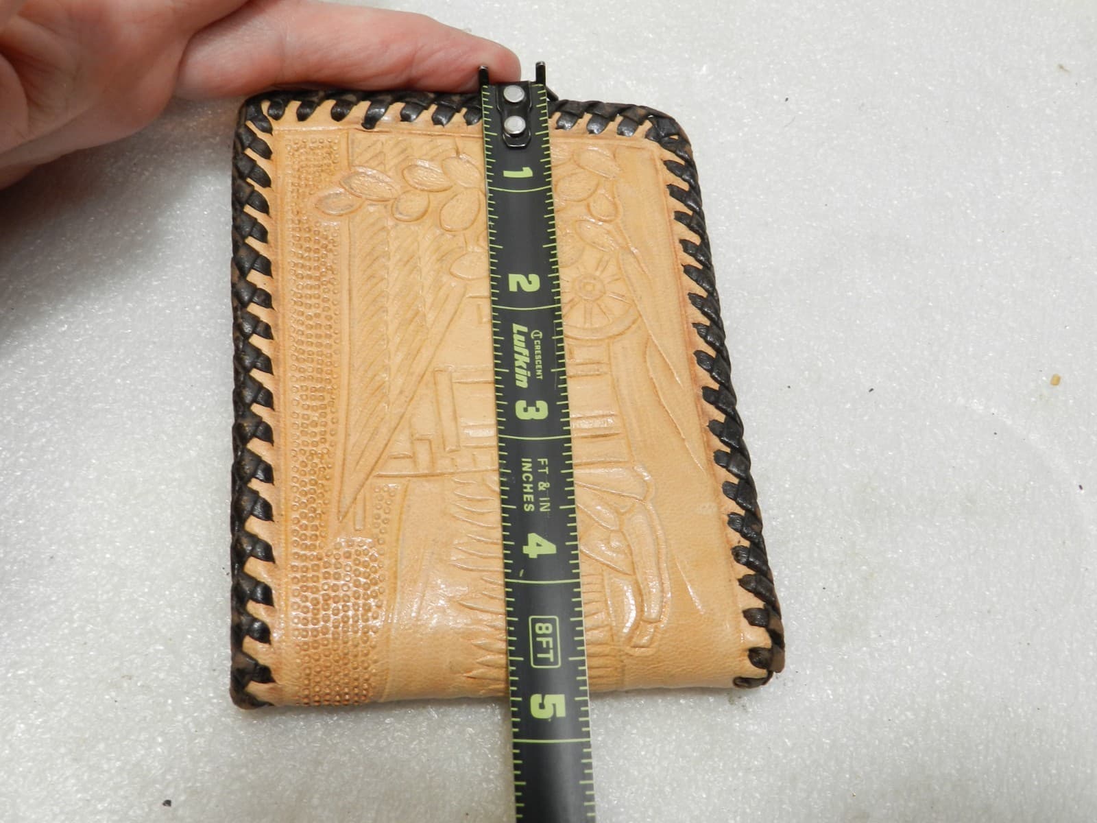 Handmade Leather Wallet Mexico Hand Tooled Bi Fold w/ scene (C19J) - Thumbnail 11