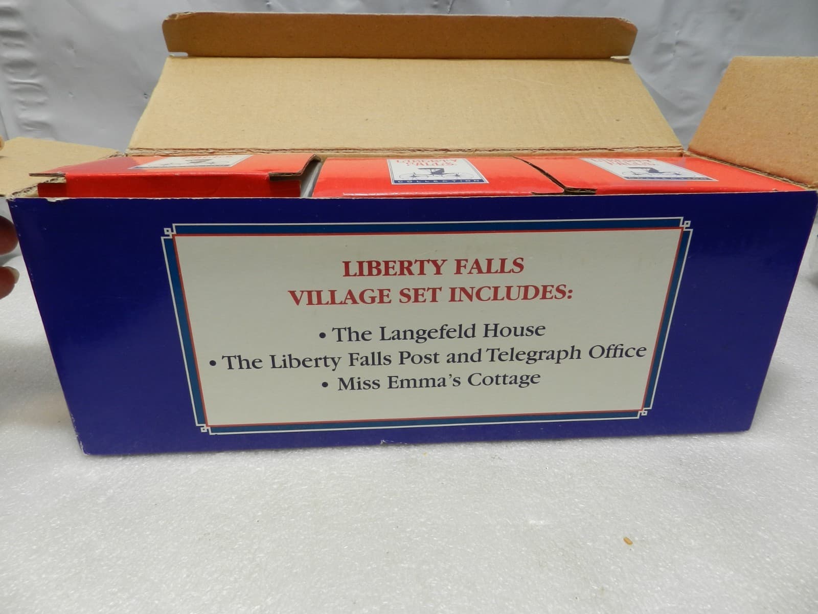 Set Of 3 LIBERTY FALLS Miniature Village Christmas Buildings AH407 (C21J) - Thumbnail 12