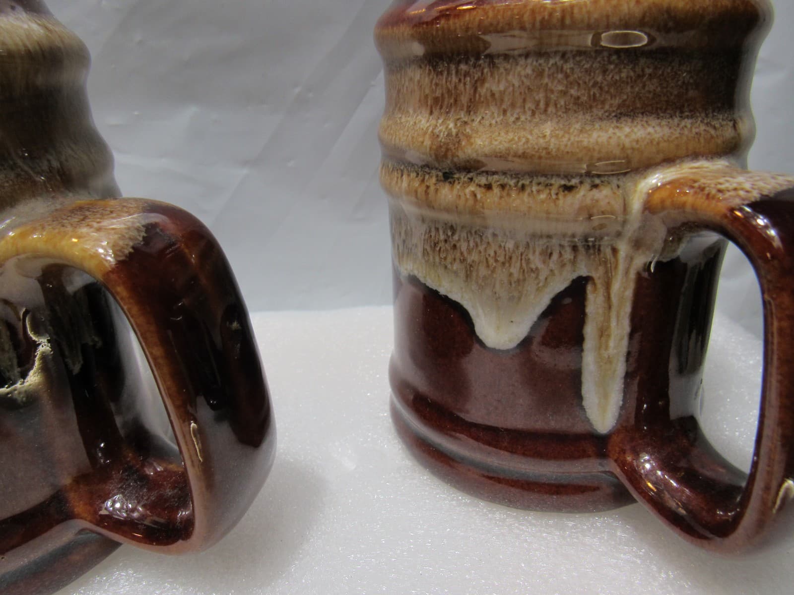 Vintage 5" Brown Drip Salt & Pepper Shaker Set with Handles Ceramic (I44S) - Thumbnail 11