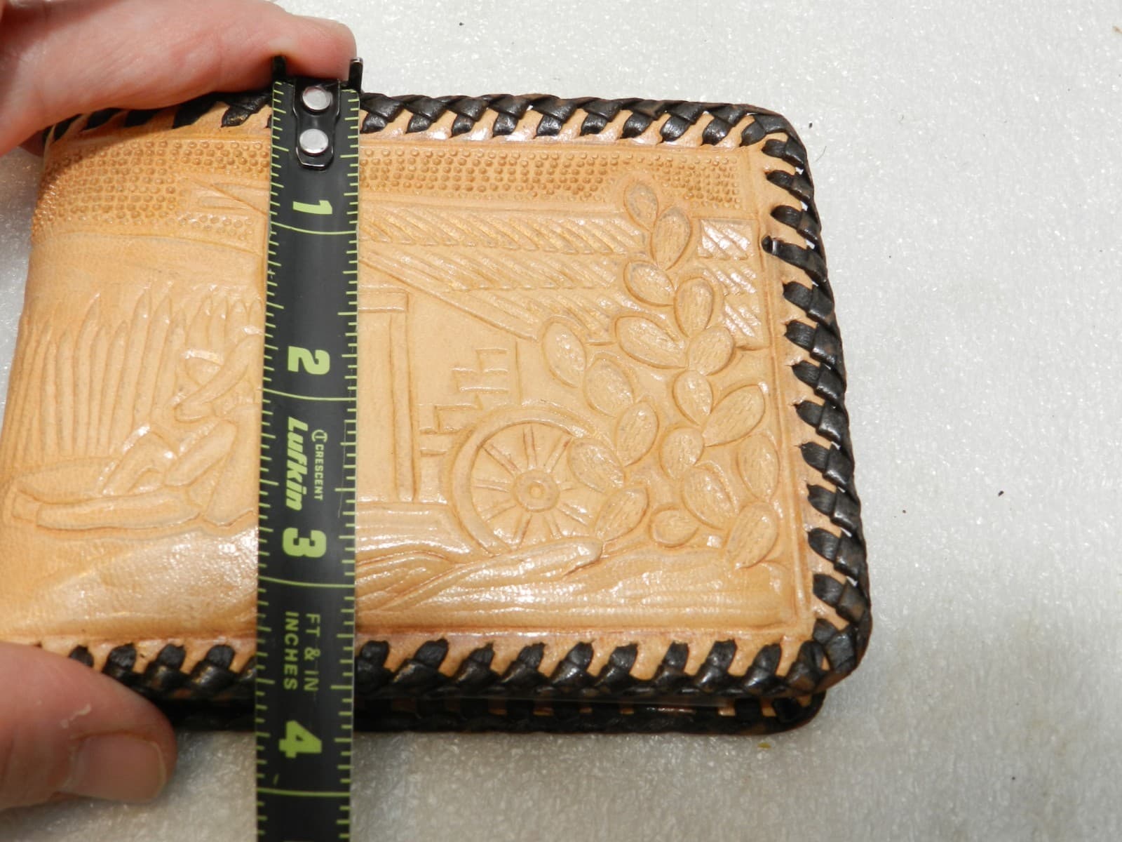 Handmade Leather Wallet Mexico Hand Tooled Bi Fold w/ scene (C19J) - Thumbnail 10