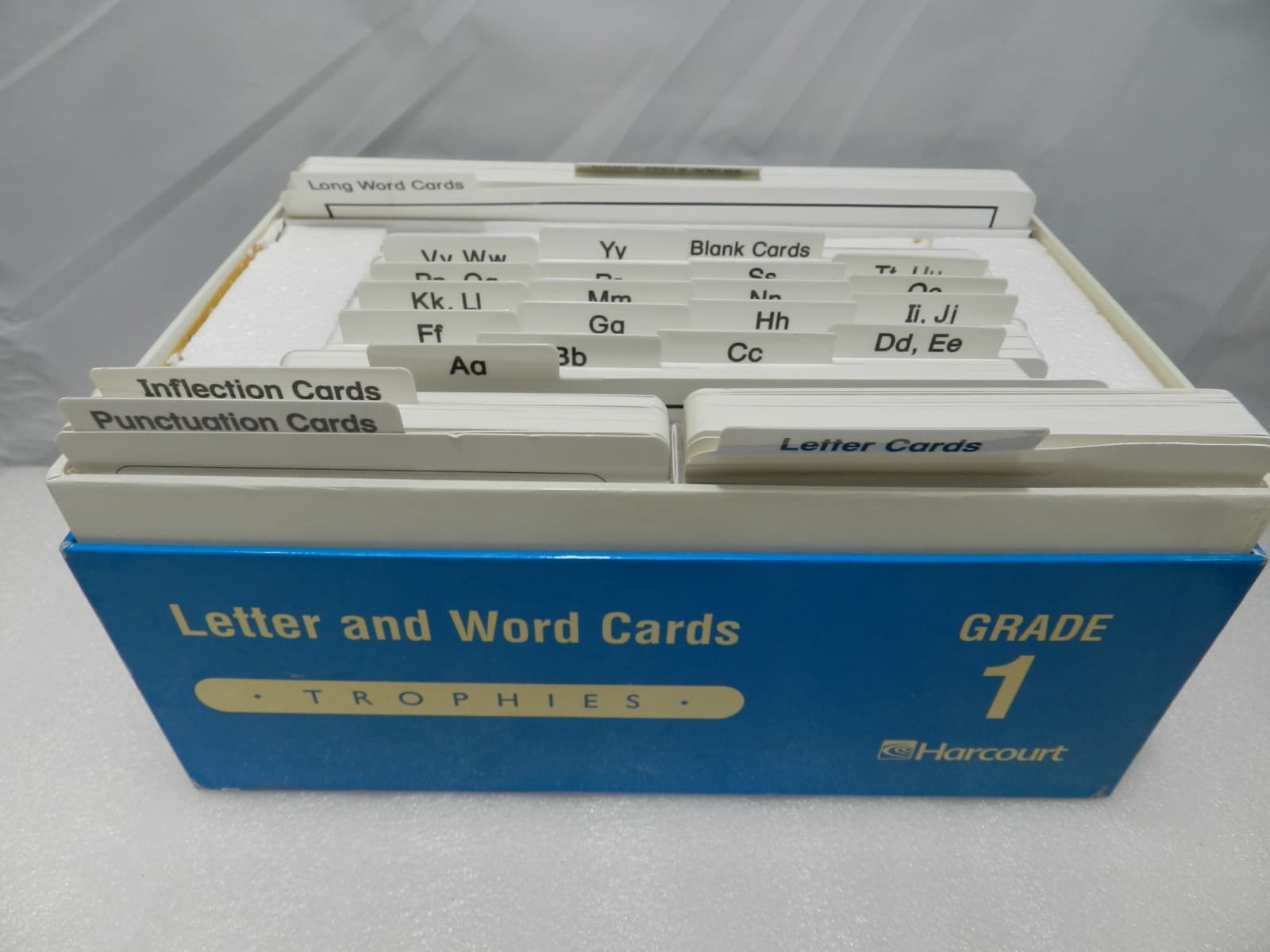 Harcourt School Publishers Trophies - Letter & Word Cards Grade 1 (E28J) - Thumbnail 2