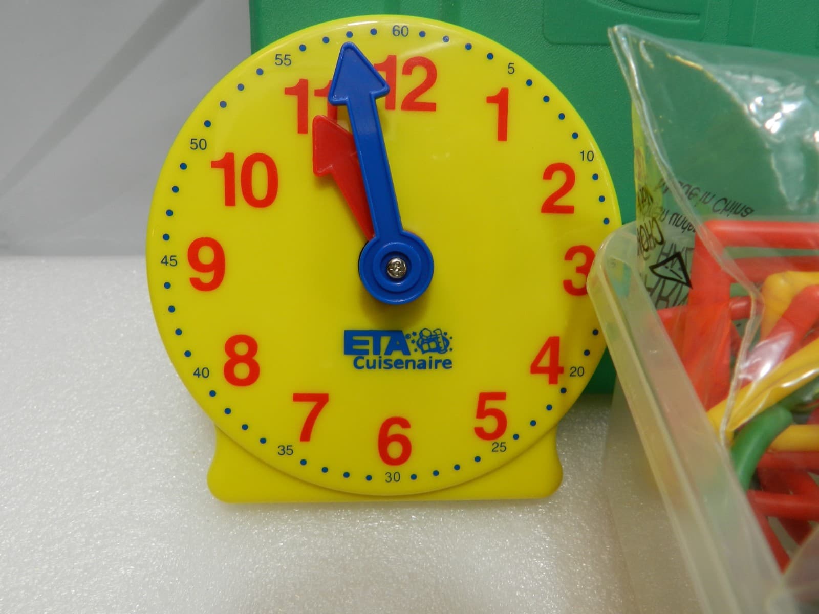 Harcourt Math: Student Manipulative Kit Grade K Home School (E31J) - Thumbnail 5