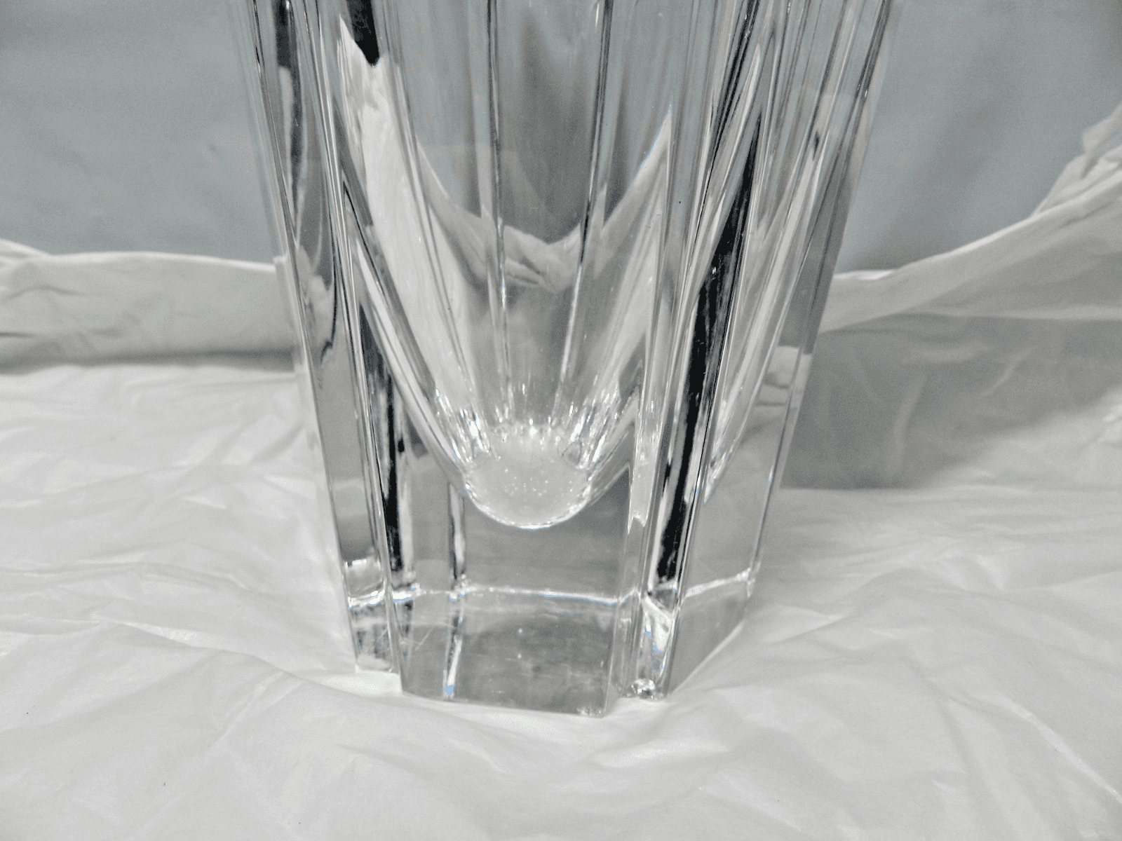 Swedish Orrefors Lead Crystal Corona Vase 7 5/8" LH 4384 Lars Hellsten (L97S) - Thumbnail 3