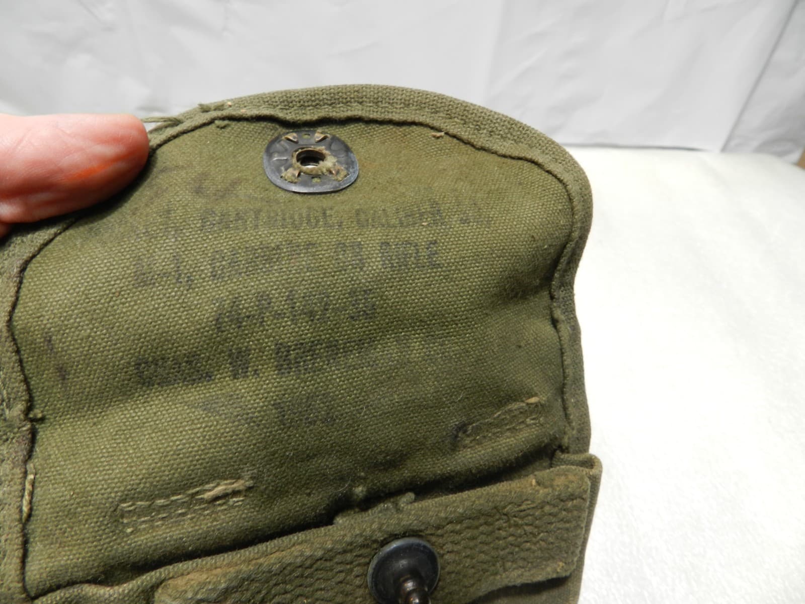 Original U S WWII Triple Grenade Pouch WWII Korean War & Ammo Pouches A16JJ - Thumbnail 16