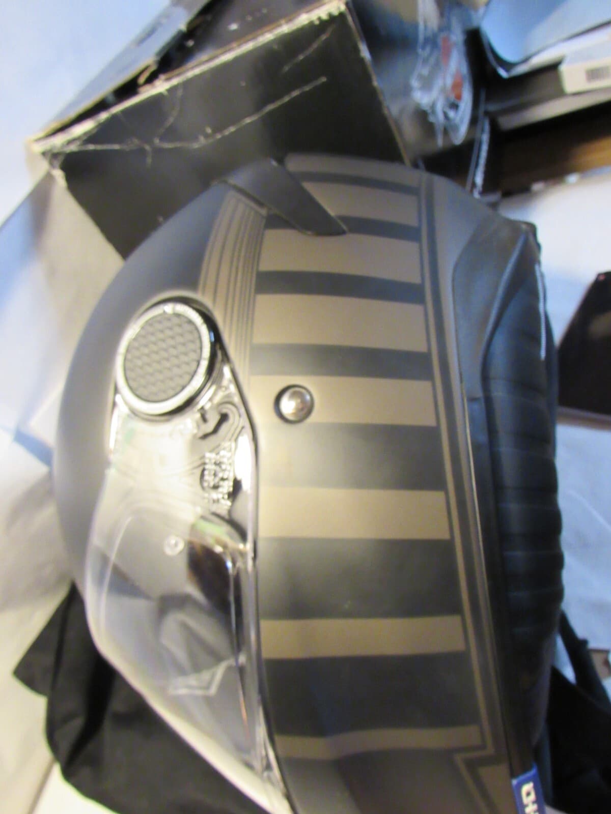 Harley-Davidson Mens Camelot Sun Shield S08 FullFace Helmet Med Black 98352-19VX - Thumbnail 15