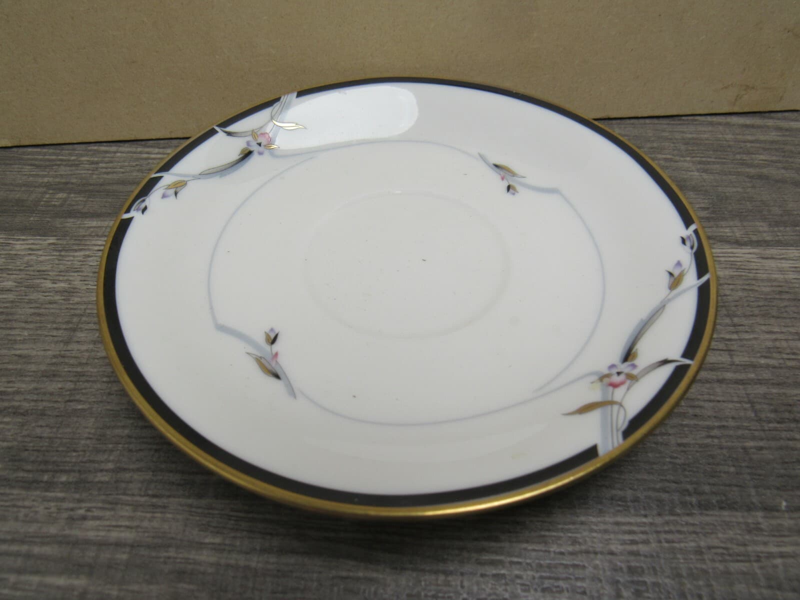 Gorham China *MANHATTAN IVORY 3 1/4" FOOTED CUP & SAUCER - Thumbnail 4