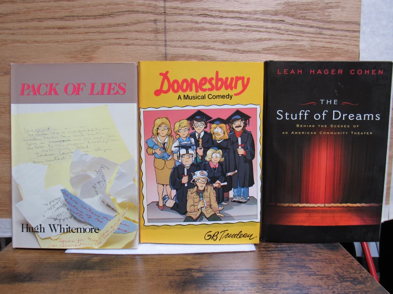20 Books Screen Plays Hardback Doonesbury 3 Tall Women Cryptogram Shadowlan J65 - Thumbnail 2