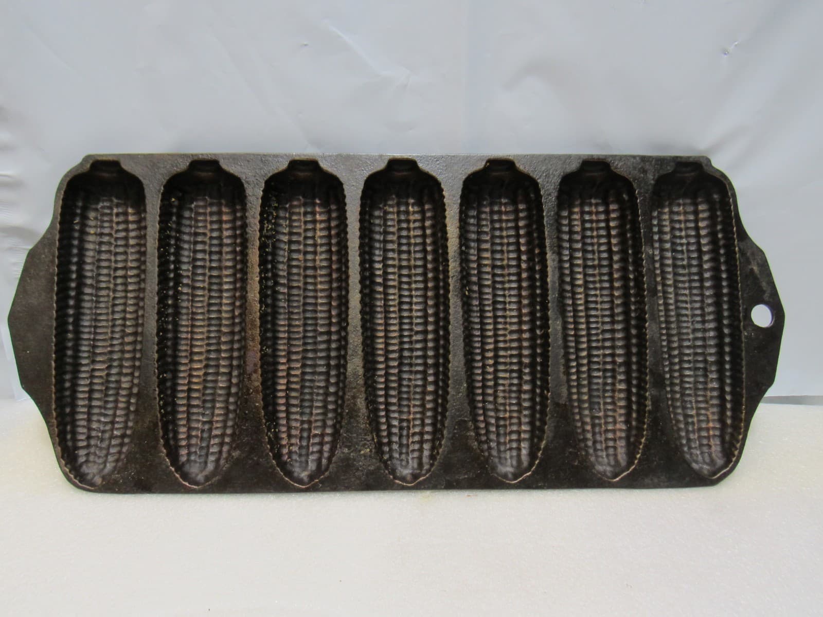 Griswold No. 273 Cast Iron Crispy Corn Stick Pan 930 Erie, PA U.S.A. A27JJ - Thumbnail 2