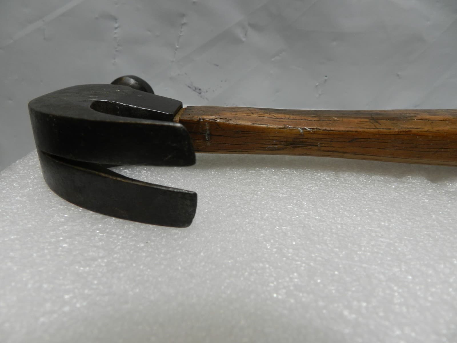 Vintage Blue Grass Belknap 13 oz. Claw Hammer Round Head Wood Handle H10S - Thumbnail 7