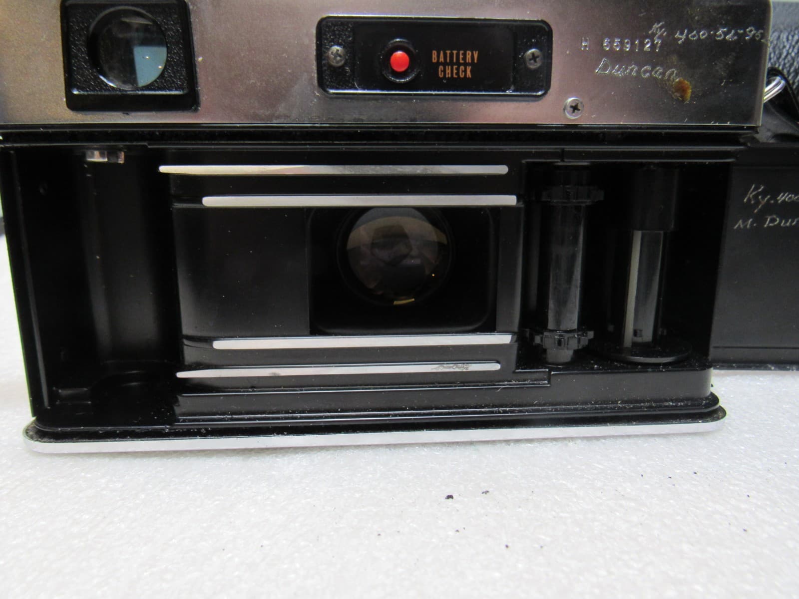 Vintage Yashica Electro 35 GS Rangefinder Film Camera F=45mm 1:1.7 Lens A29JJ - Thumbnail 11