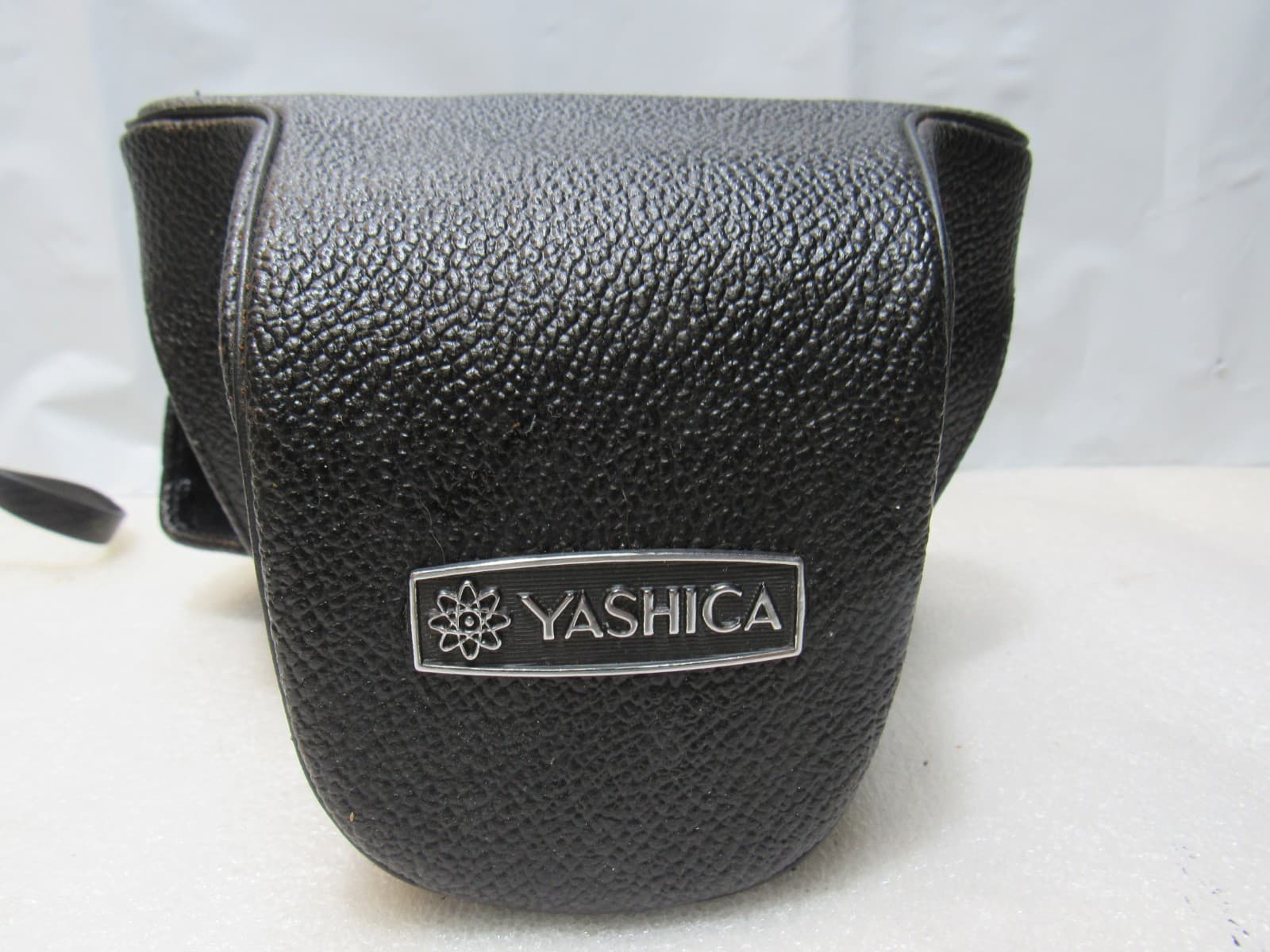 Vintage Yashica Electro 35 GS Rangefinder Film Camera F=45mm 1:1.7 Lens A29JJ - Thumbnail 6