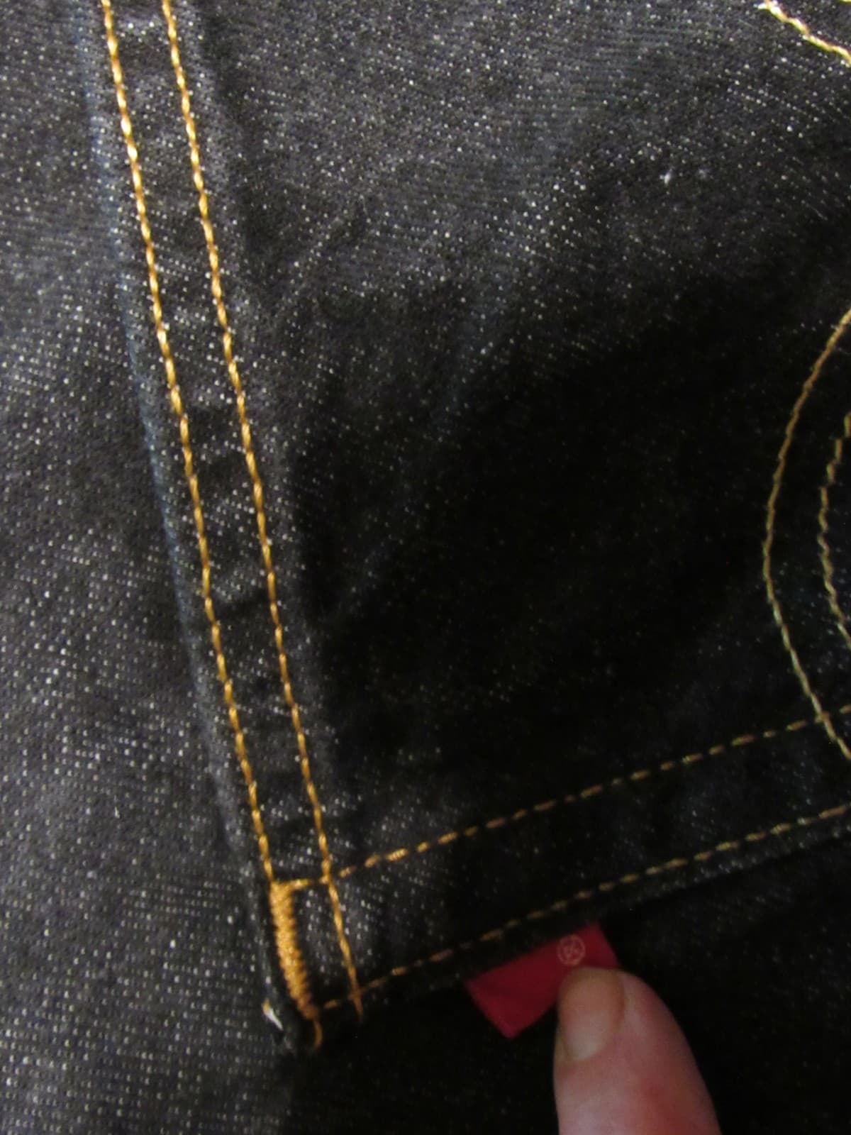 Vintage Levis Jeans Men 36x30 Black 550 Orange Tab Relaxed Fit 1990's (V89JJ) - Thumbnail 3
