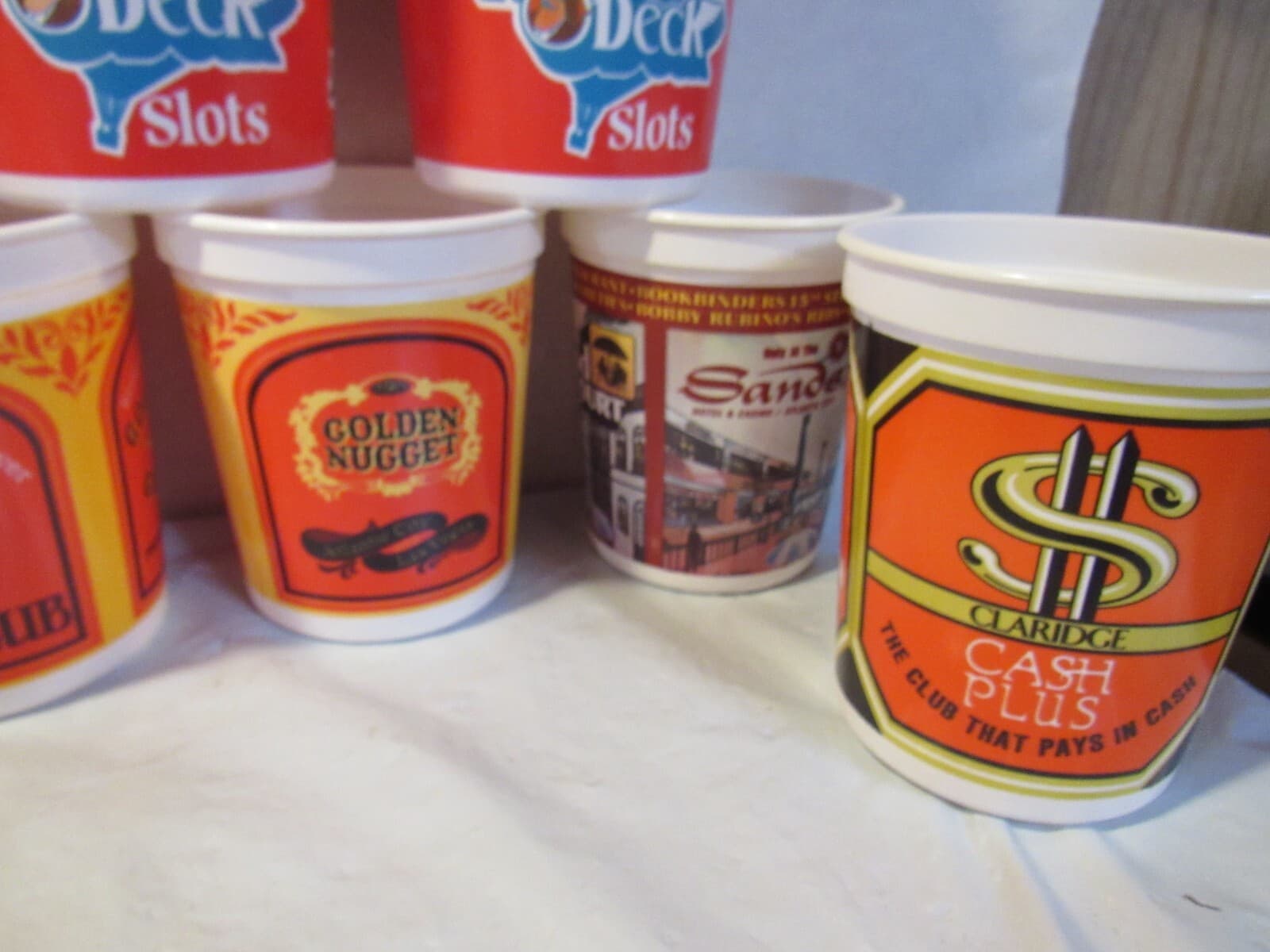 LOT OF 19 Sands Harrah Trump Caesars Tropicana Casino Slot Coin Cups B48J - Thumbnail 5