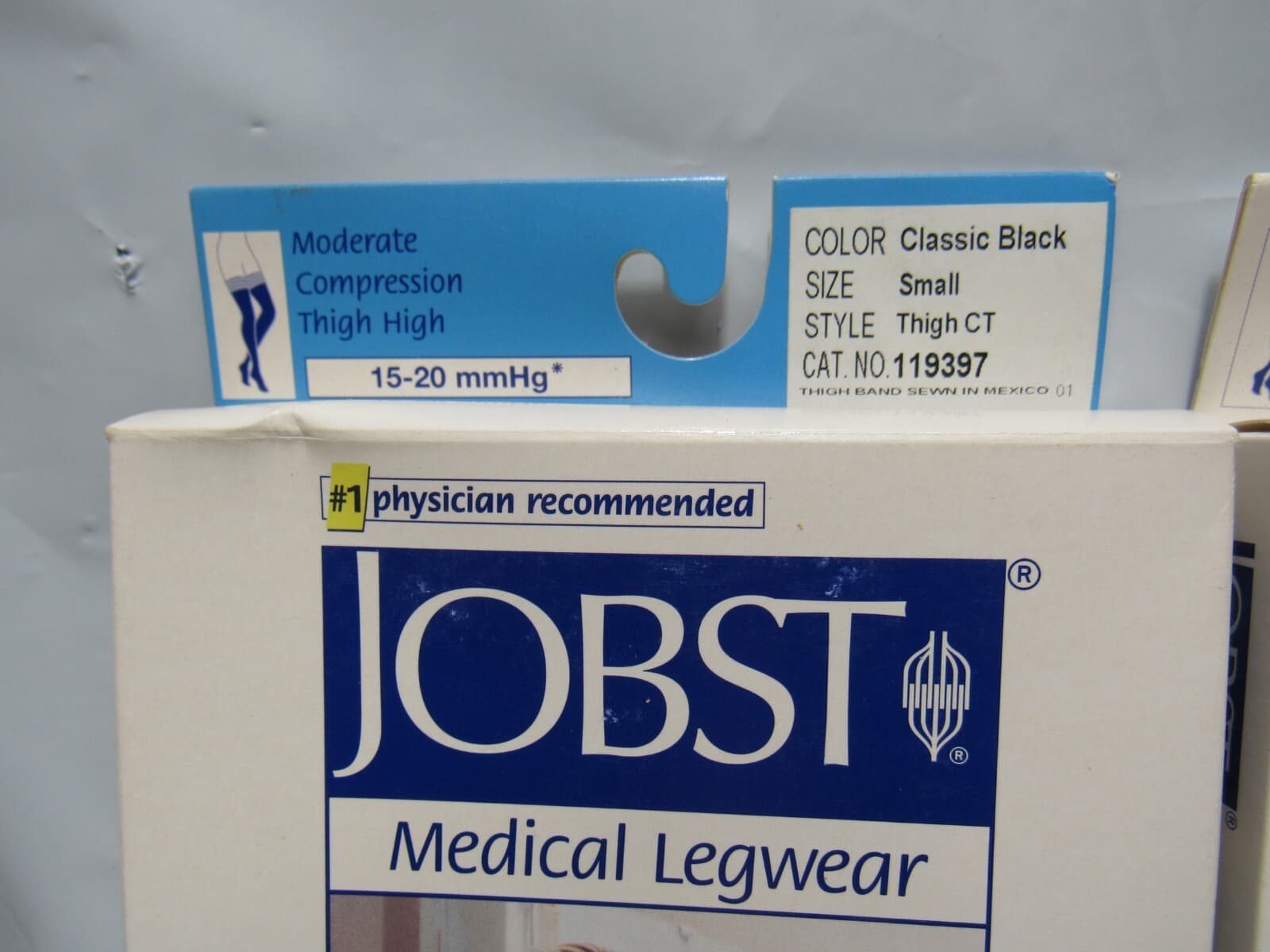 3 Jobst Ultrasheer Thigh High CT Silicone Lace Band 15 -20 mmHg SMALL Black N39M - Thumbnail 4