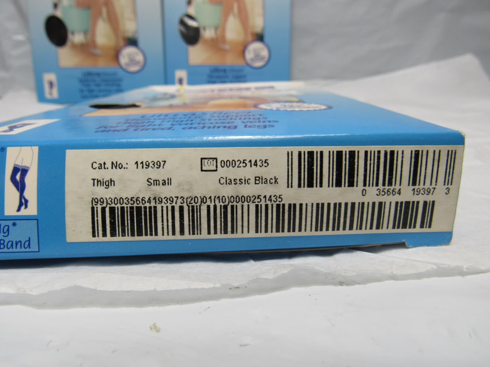 3 Jobst Ultrasheer Thigh High CT Silicone Lace Band 15 -20 mmHg SMALL Black N39M - Thumbnail 9