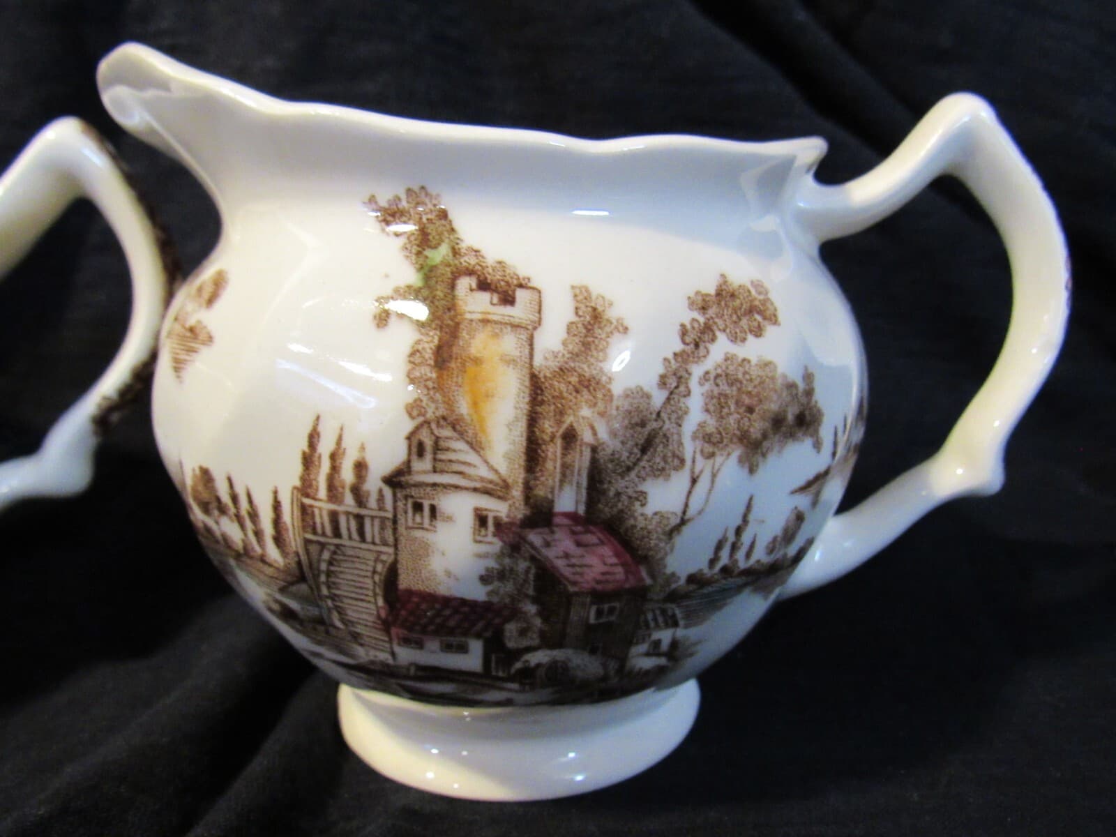 Johnson Bros “The Old Mill” Gravy Bowl and Creamer England Vintage China V50J - Thumbnail 2