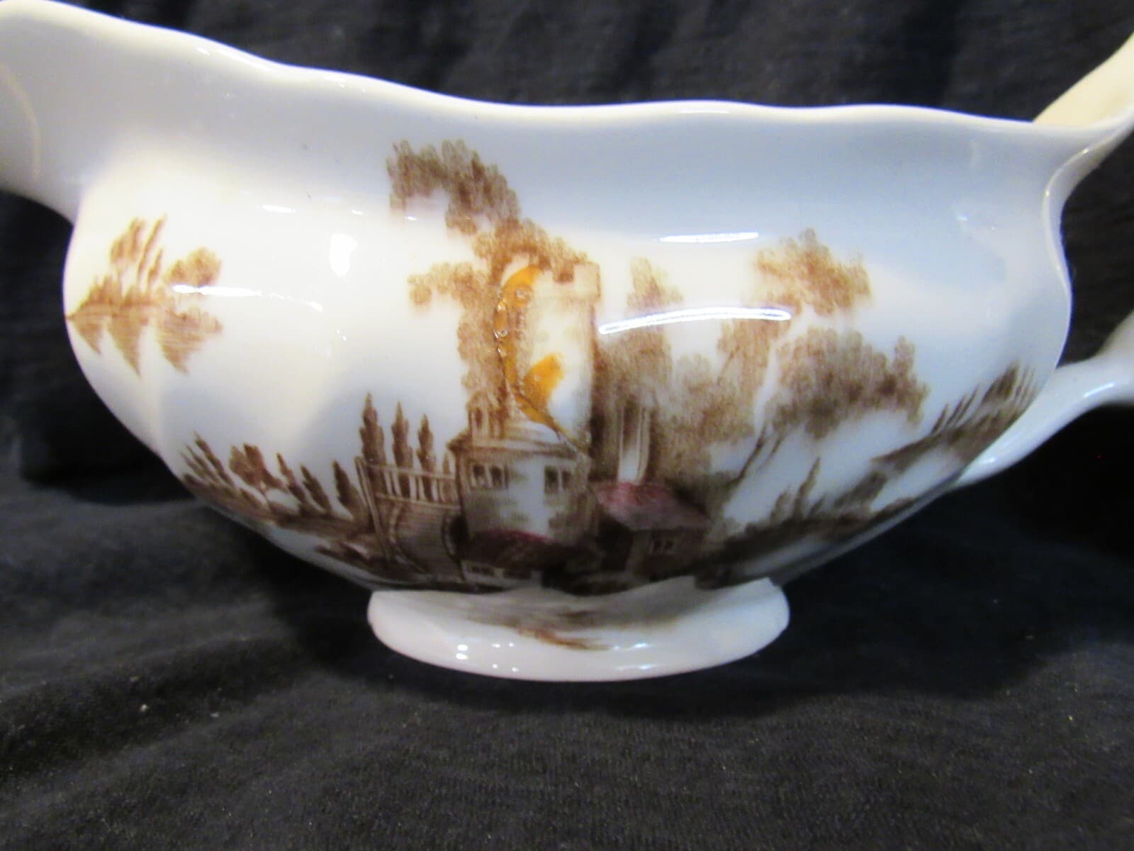 Johnson Bros “The Old Mill” Gravy Bowl and Creamer England Vintage China V50J - Thumbnail 3