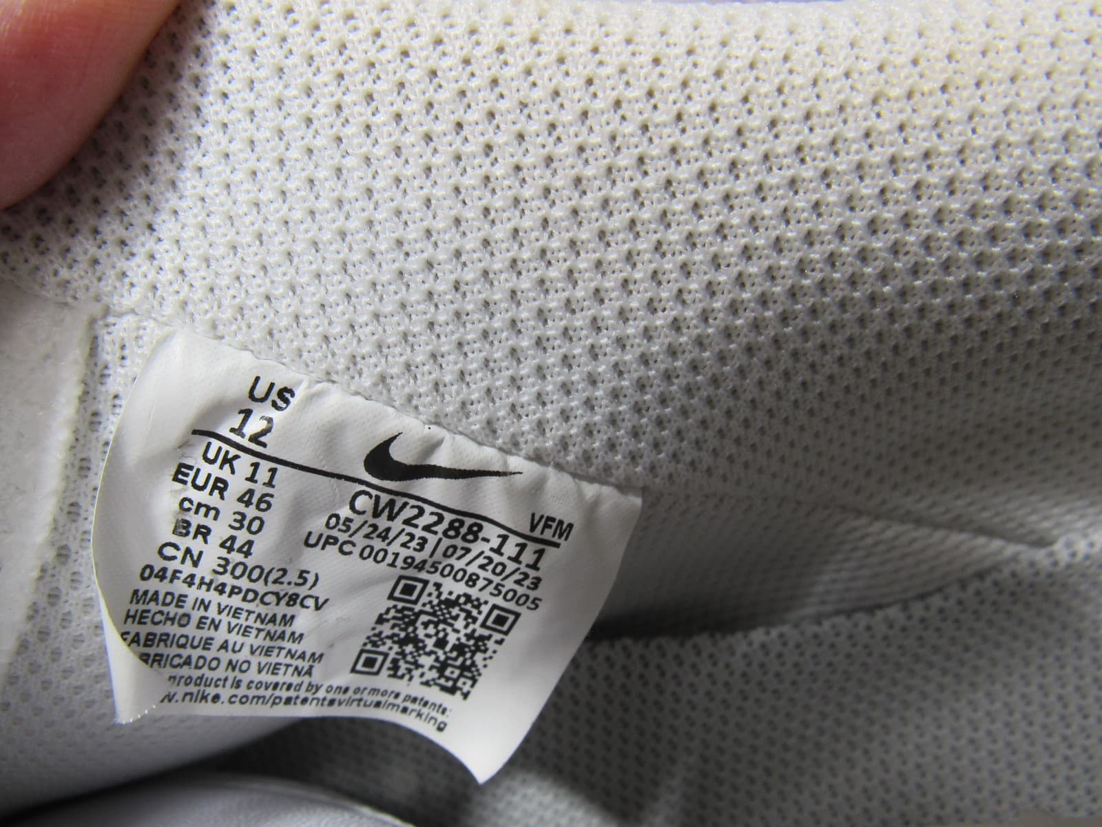 Nike Air Force 1 07 Low Men Size 12 Shoes Triple White CW2288-111 (U95K) - Thumbnail 6