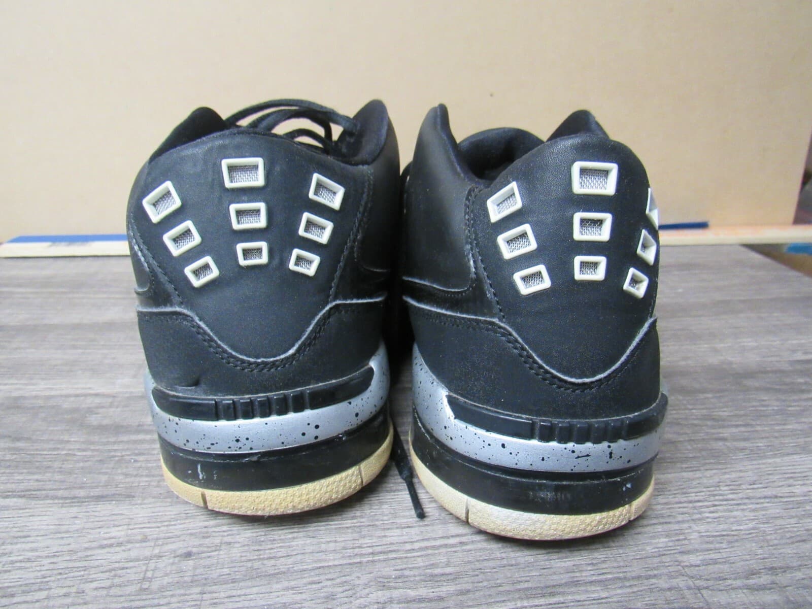 Nike Air Jordan Flight 23 Leather Black Silver 317820-011 Men’s size 11 (K) - Thumbnail 5