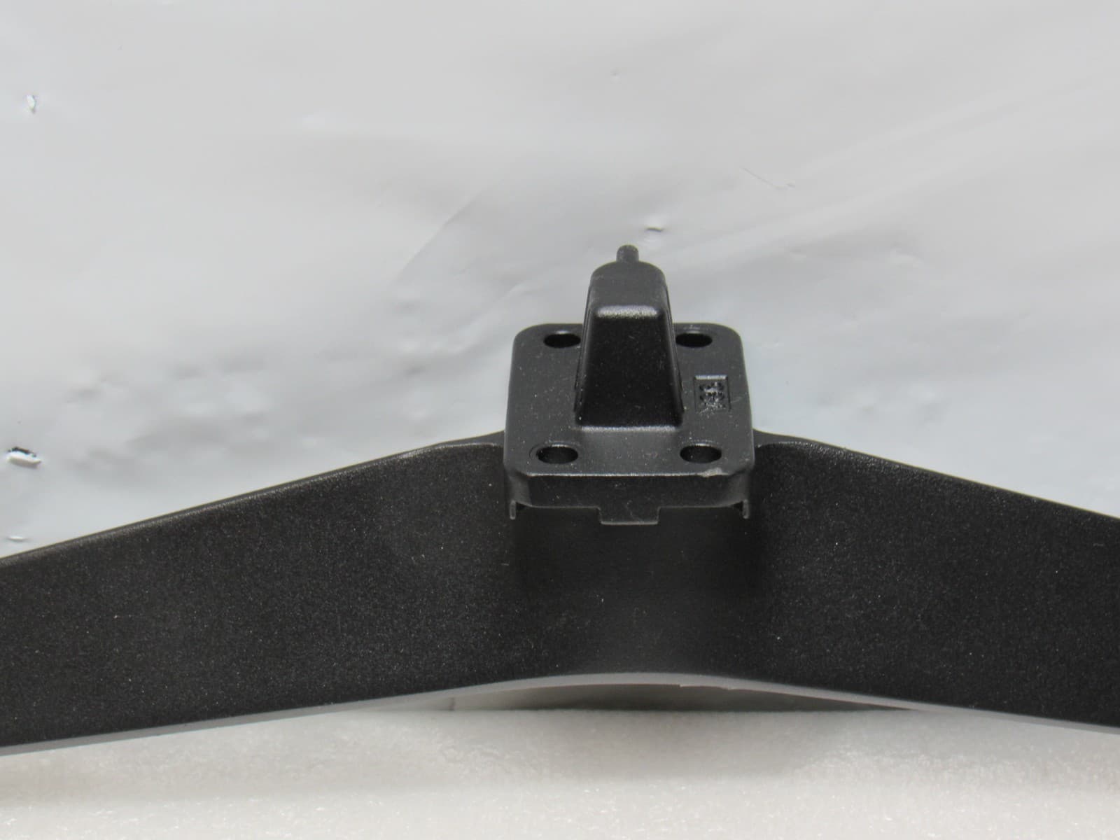 NEW OEM Vizio 86" TV Stand Set for Model V4K86C-0804 - New (T14M) - Thumbnail 2