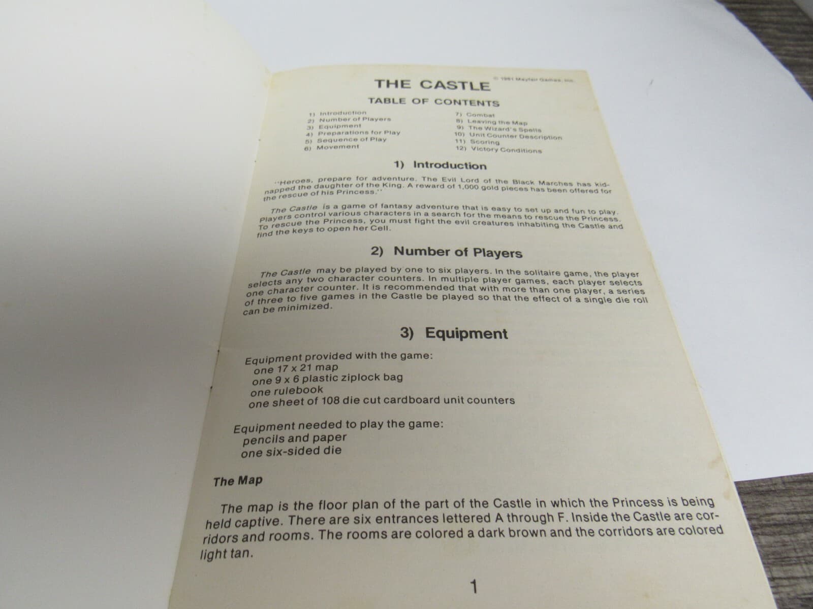 The Castle Fantasy Mini Board Game Book Mayfair 1981 BOOK ONLY - Thumbnail 4