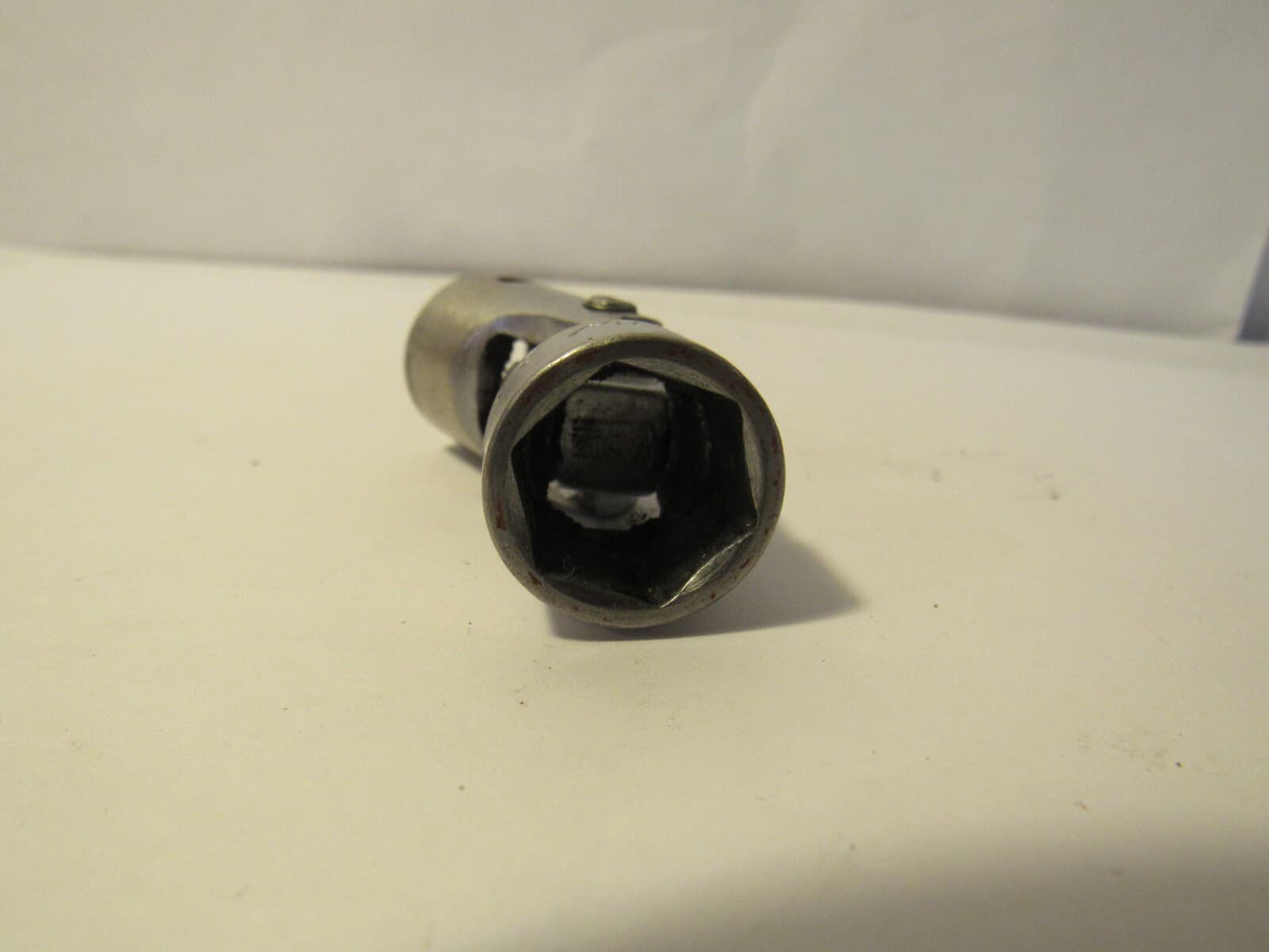 MAC Tools XU186 3/8" Drive 9/16" 6 Point Universal Flex Swivel Socket H91KD - Thumbnail 3
