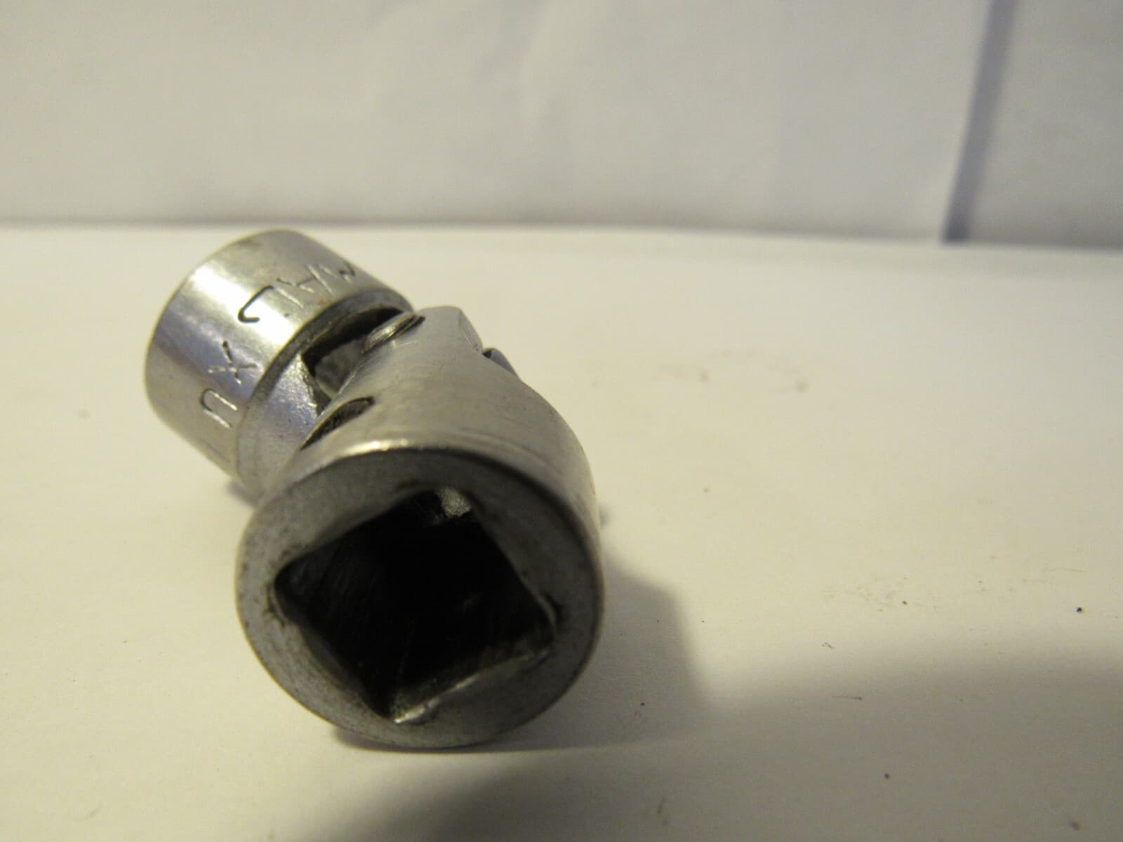 MAC Tools XU186 3/8" Drive 9/16" 6 Point Universal Flex Swivel Socket H91KD - Thumbnail 4