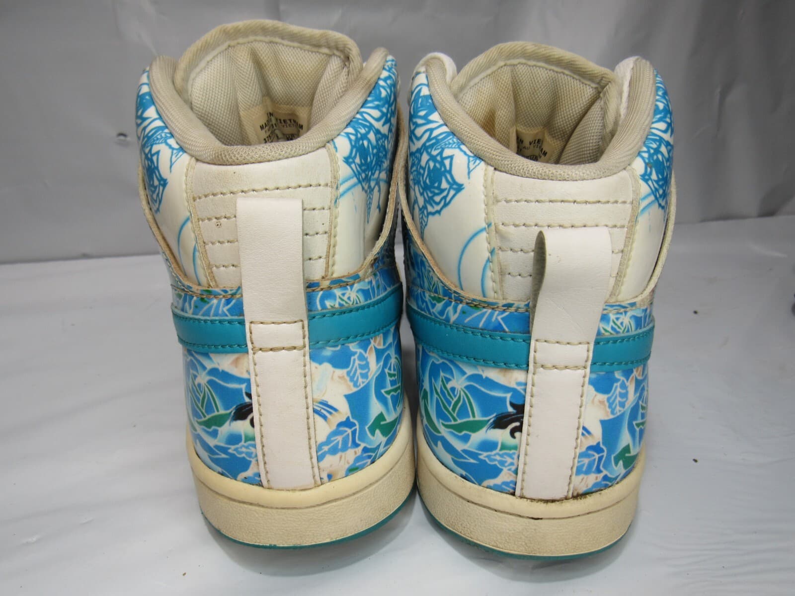 Nike Santa Cruise SB Dunk 375732-131 Hi Top Women’s Premium Sneakers Sz 7 M Q30 - Thumbnail 7