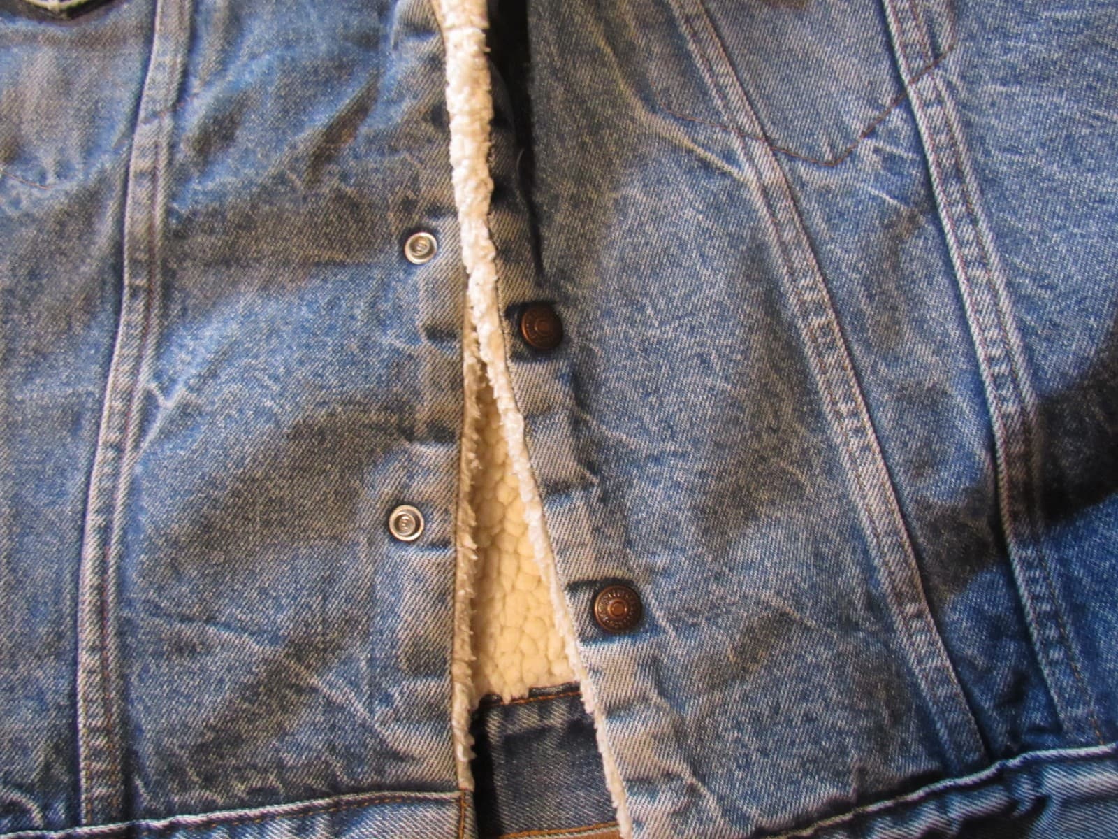 Vintage Levi’s Type 3 Trucker Sherpa Fleece Lined Denim Jacket XL I67M - Thumbnail 4