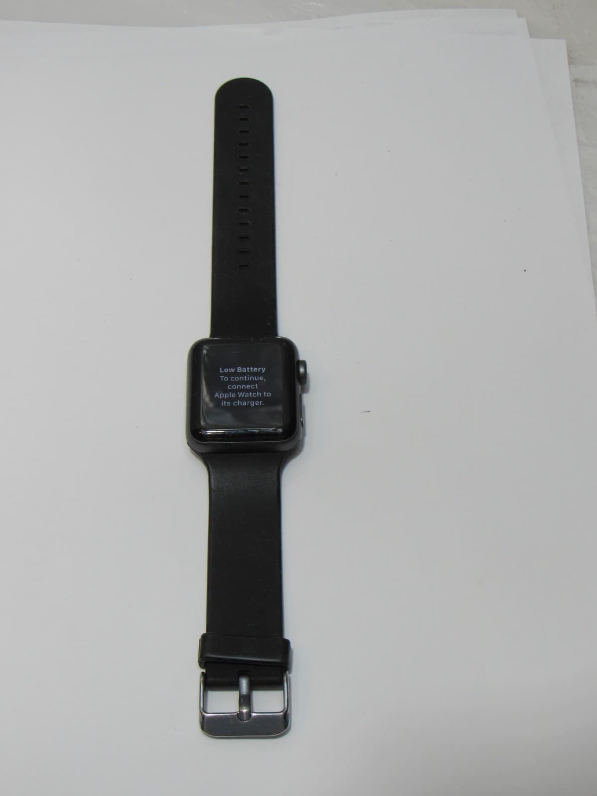 Apple Watch Series 2 Smartwatch 38mm Black Aluminum Case Black Band Working S17K - Thumbnail 2