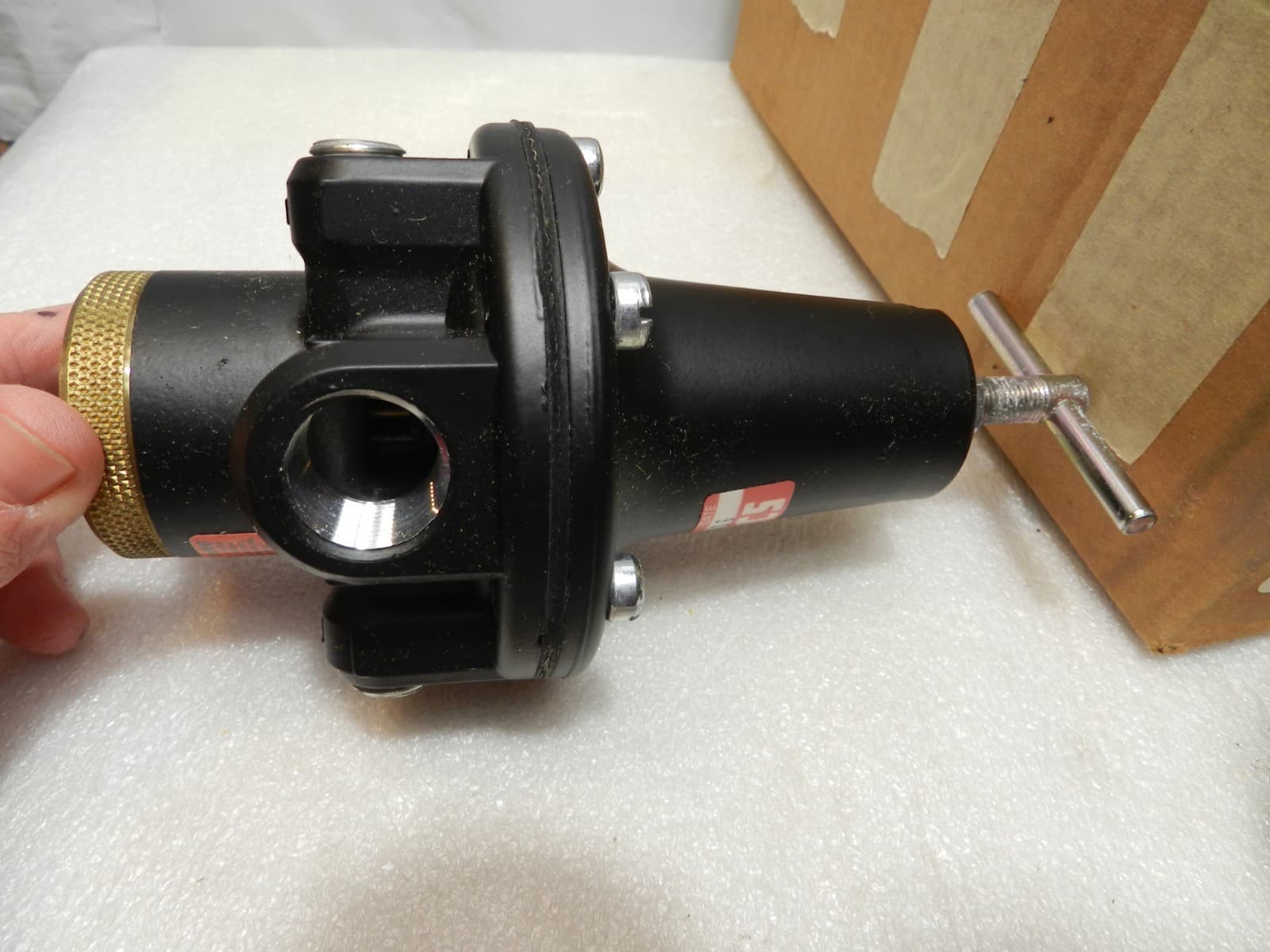 1/2 NPT Numatic R50R-04G Air High Flow Regulator W/Gauge Output Pressure 125 C30 - Thumbnail 6