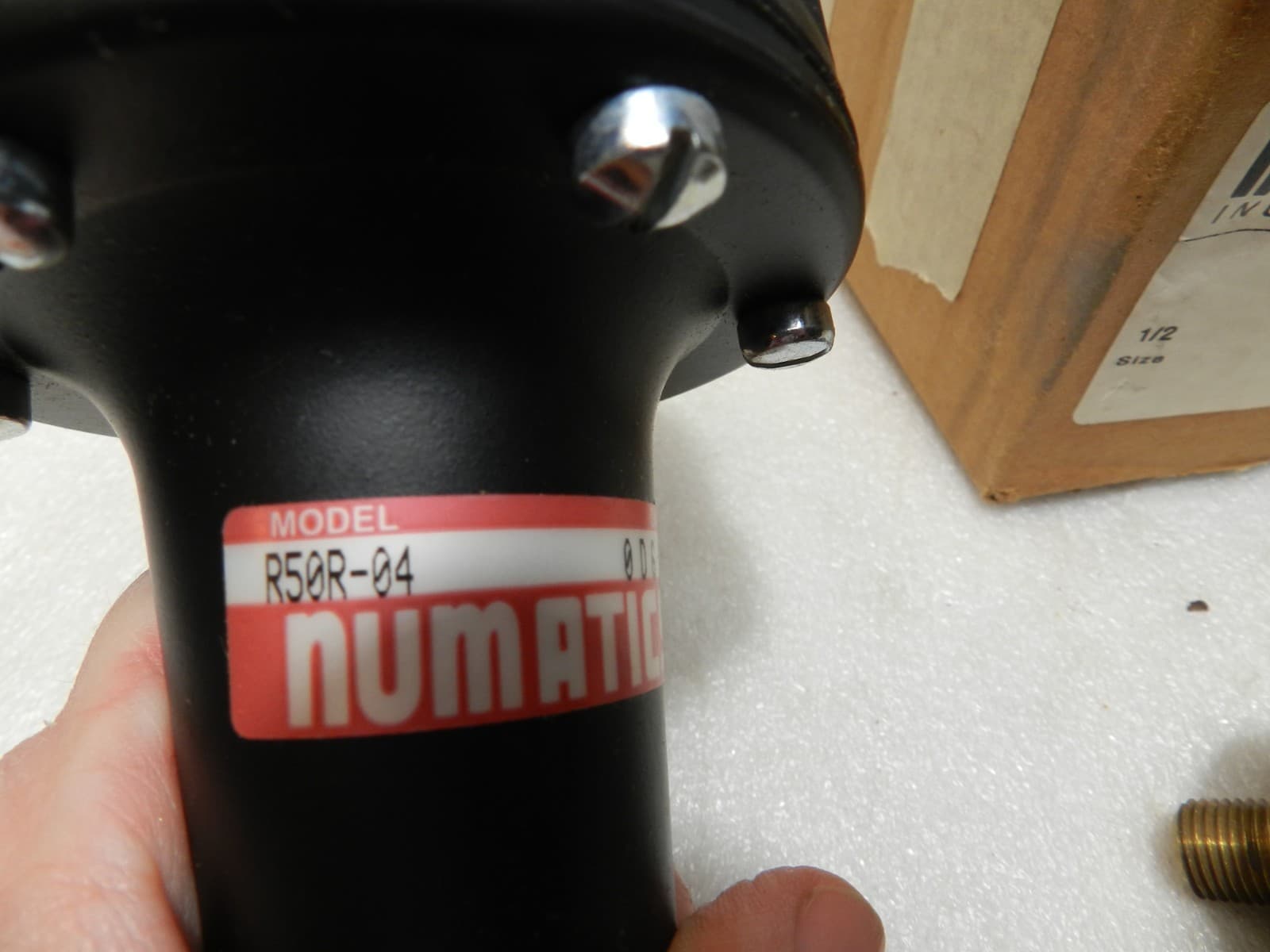 1/2 NPT Numatic R50R-04G Air High Flow Regulator W/Gauge Output Pressure 125 C30 - Thumbnail 11