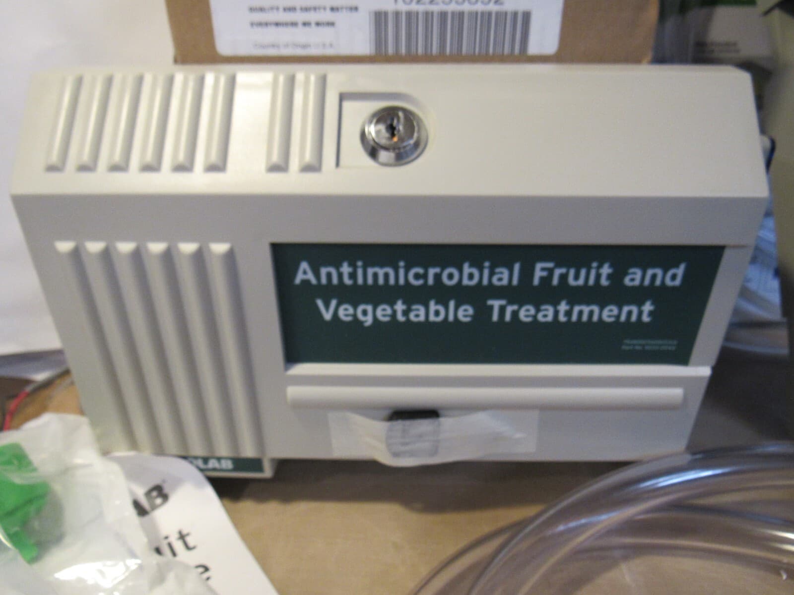 Ecolab Antimicrobial Fruit & Vegetable Treatment Complete Kit (Keystone) W29K - Thumbnail 3