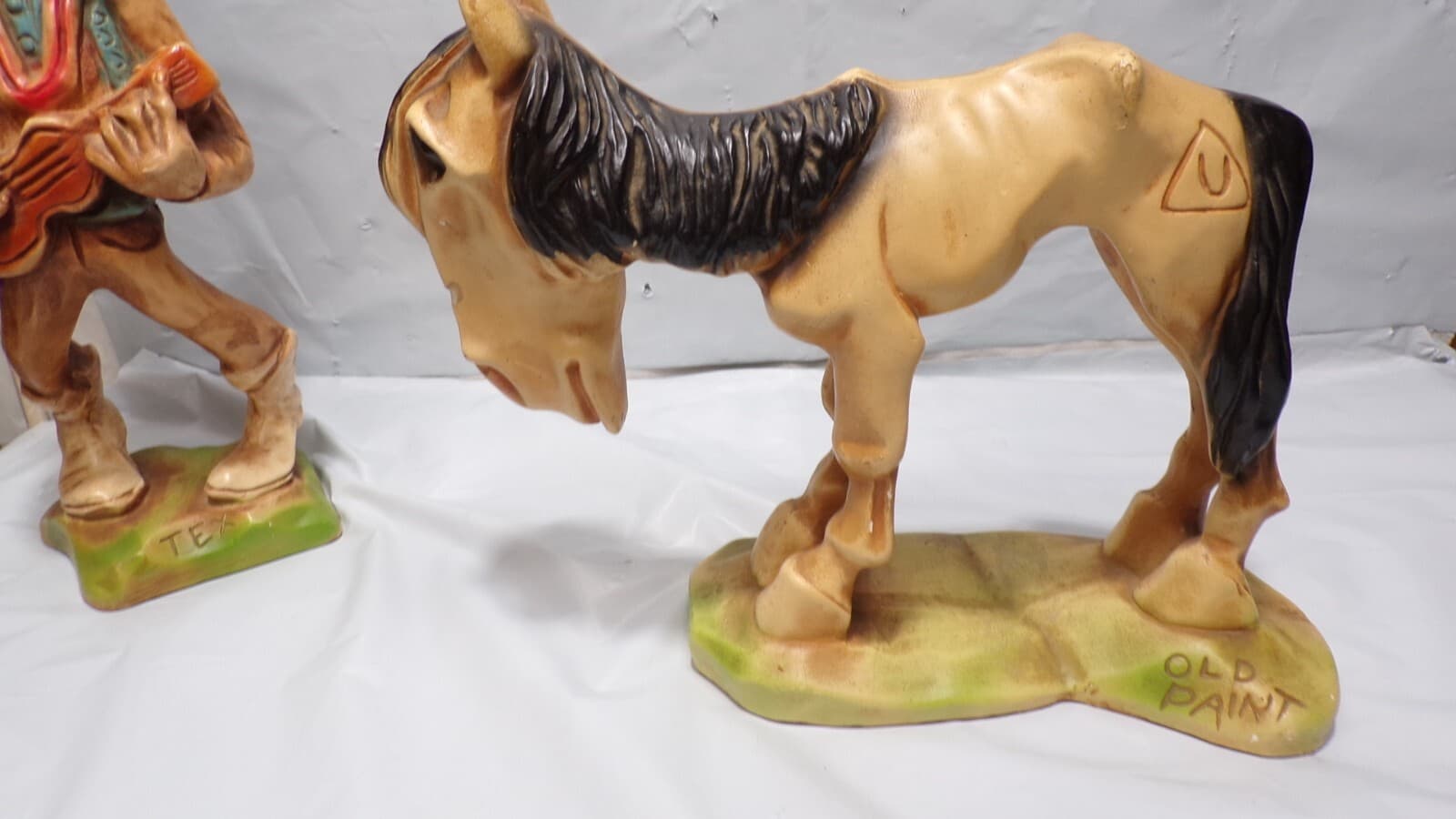 Vintage H.S. Anderson "Tex & Old Paint" Chalkwear Figures (N51J) - Thumbnail 11