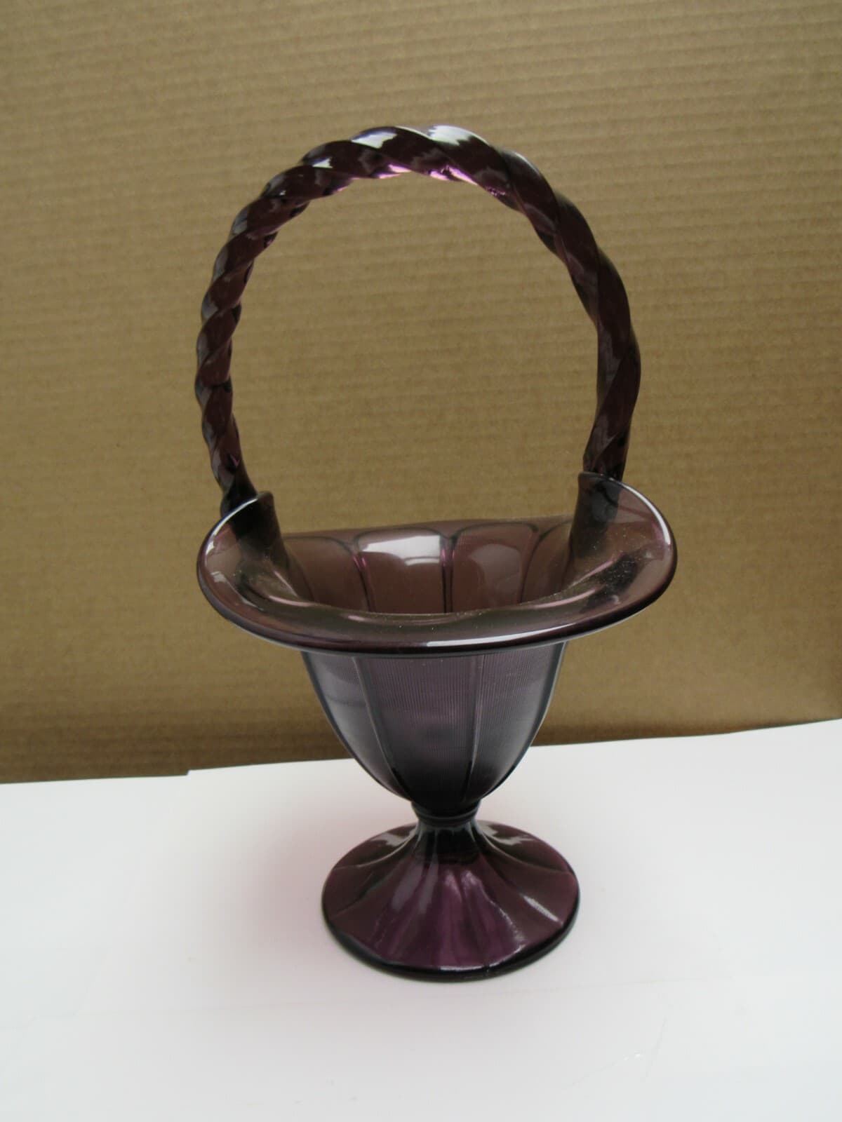 Fenton Amethyst Purple 11" Basket - Thumbnail 2