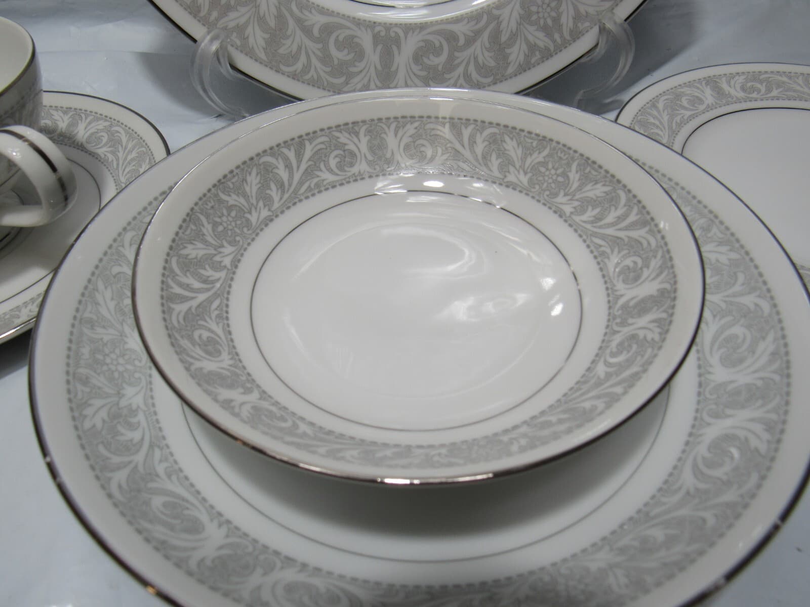 Imperial China Whitney 5671 6 pc Place Setting Dinnerware Set Gray/White (P24M) - Thumbnail 6