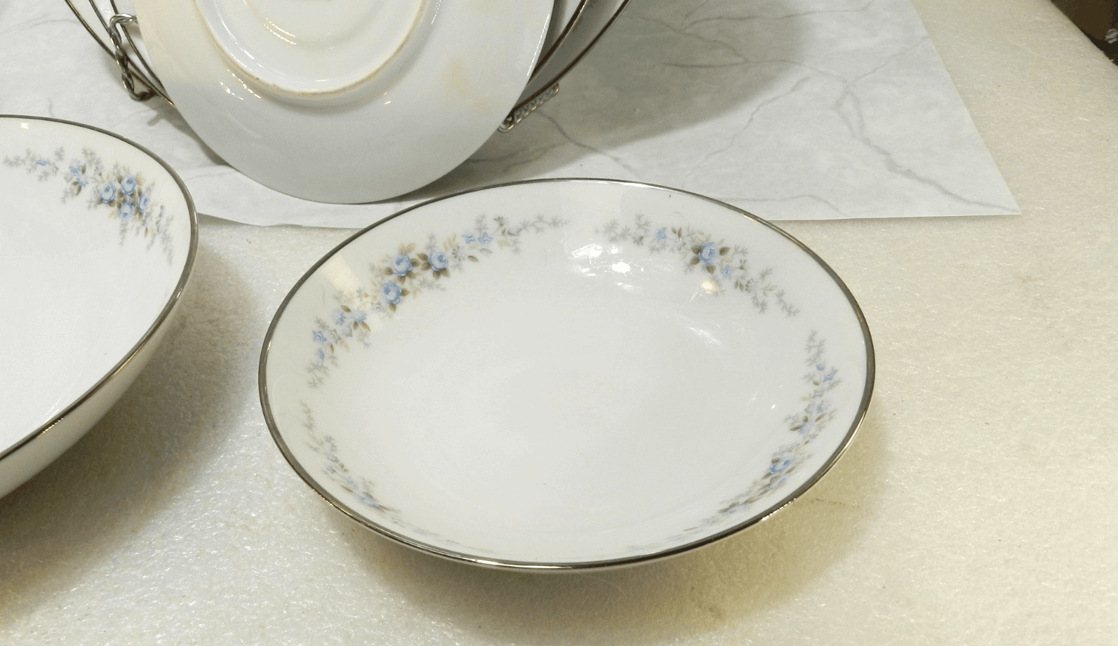 Retired NORITAKE ROSEBERRY 6241 Japan 7pc Place Setting Floral Print (X81K) - Thumbnail 7
