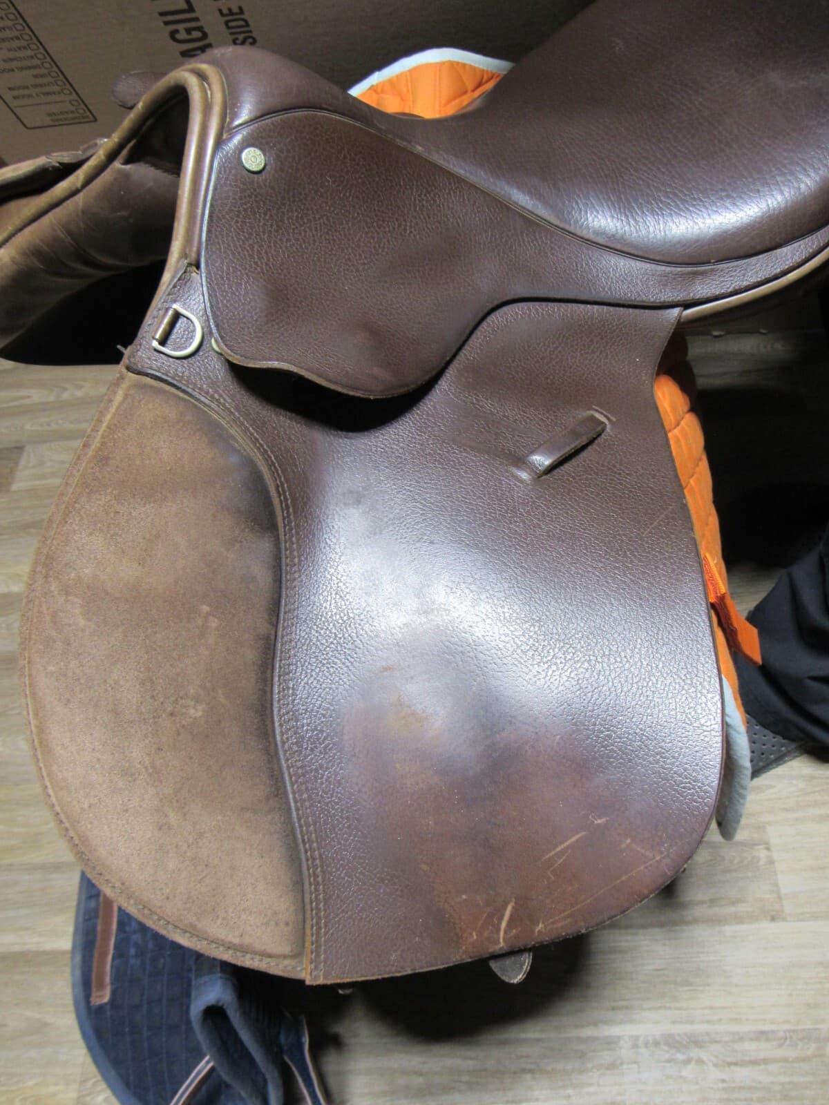 Ainsley Pro National Cross Country Event Saddle 17” Brown w/ 4 Saddle Pads J26M - Thumbnail 5