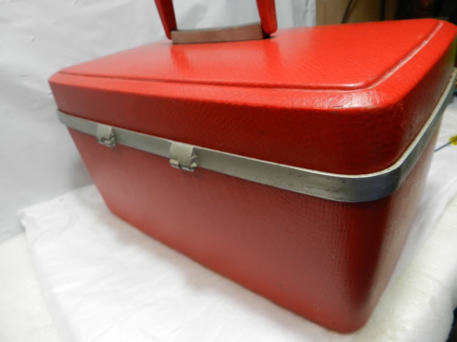 Vintage Samsonite Sentry Train Travel Case Red Makeup Box Mirror MCM (M26J) - Thumbnail 18