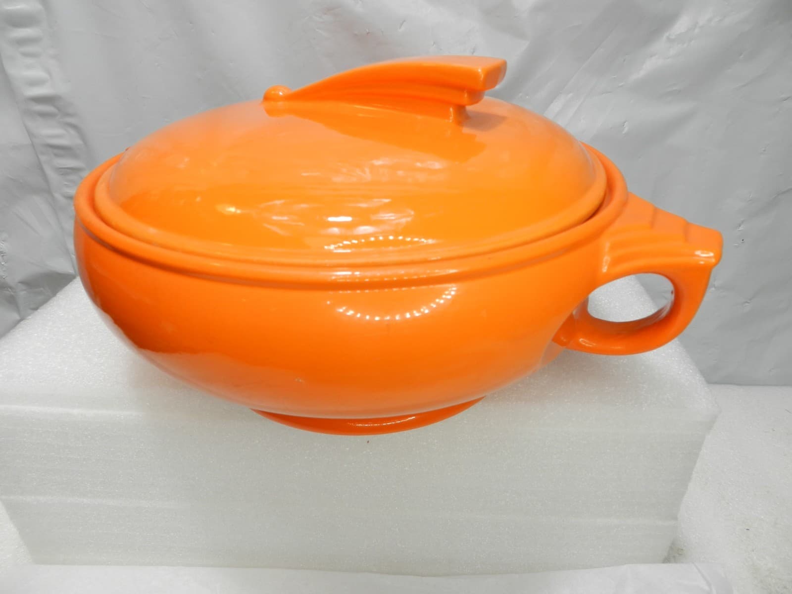 Vintage Hall's Ceramic Porcelain Casserole - Sun Dial - Orange - 11"W x 5"H H18S - Thumbnail 3