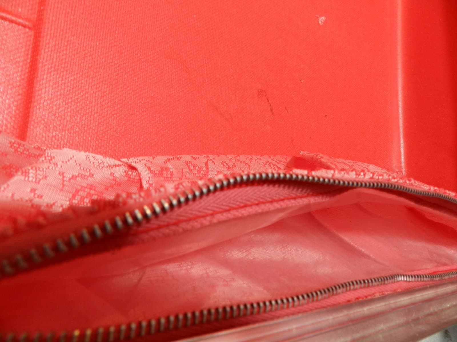 Vintage Red Hard Shell Suitcase Luggage Retro Unbranded (M27J) - Thumbnail 13