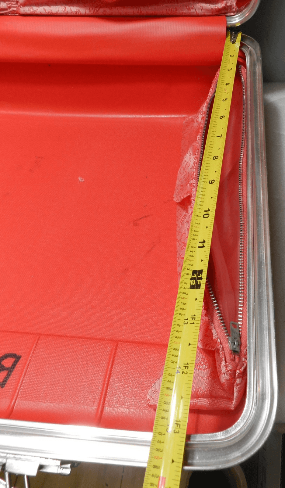 Vintage Red Hard Shell Suitcase Luggage Retro Unbranded (M27J) - Thumbnail 15