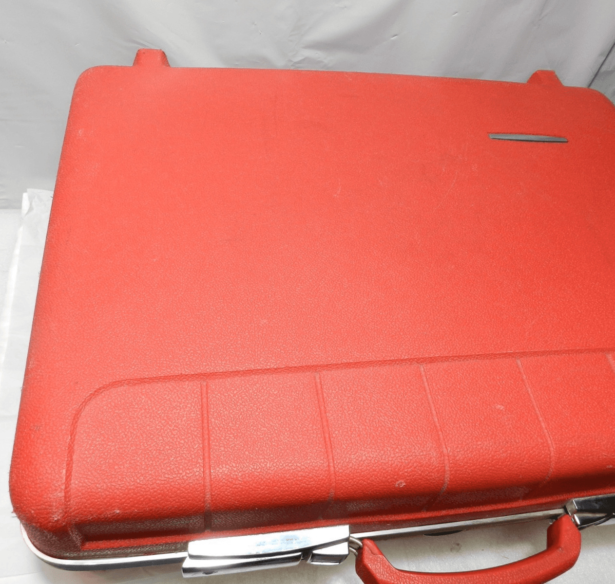 Vintage Red Hard Shell Suitcase Luggage Retro Unbranded (M27J) - Thumbnail 2