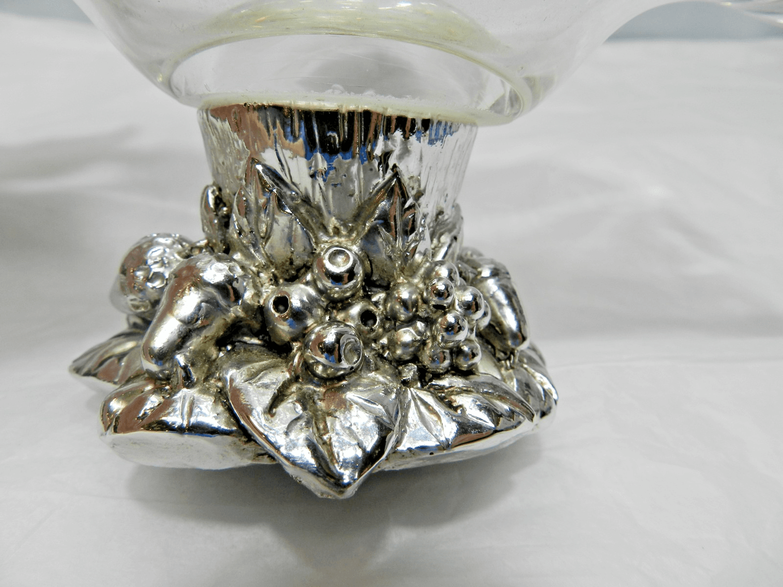 Vintage Murano Glass White Cristal Napkin Holder 6.5" Fruit Base Italy (M31J) - Thumbnail 4